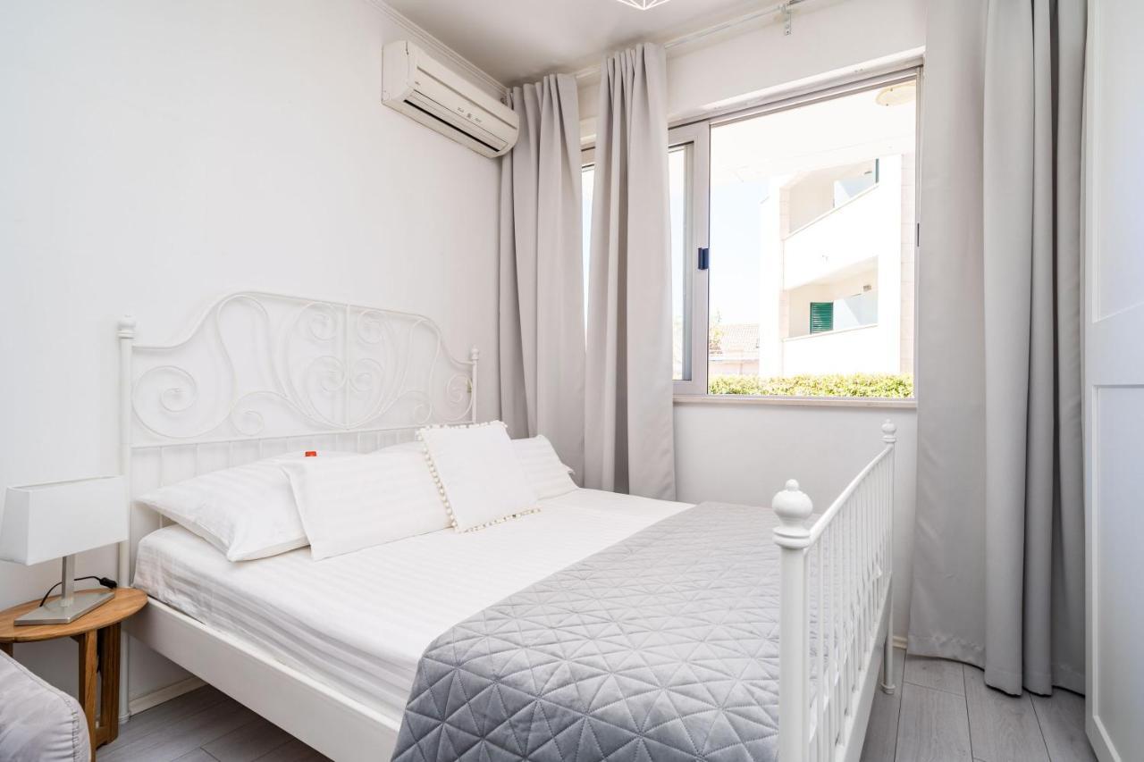 Apartment Larissa Ragusa Esterno foto