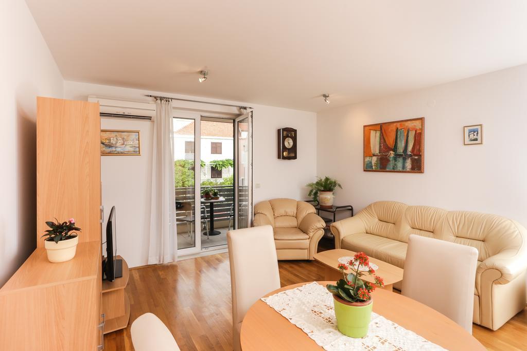 Apartment Larissa Ragusa Esterno foto