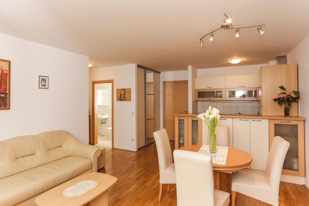 Apartment Larissa Ragusa Esterno foto